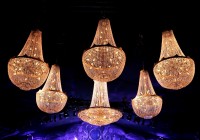 Lámparas araña..la nueva tendencia en decoración para Bodas y Eventos. Lámparas araña..la nueva tendencia en decoración para Bodas y Eventos.