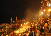 Varanasi: Ciudad Mágica y Su Cultura