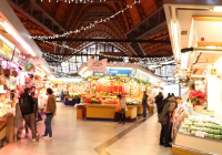 Mercado de Santa Caterina: El Tejado de Olas que Reimaginó la Tradición Mercado de Santa Caterina: El Tejado de Olas que Reimaginó la Tradición